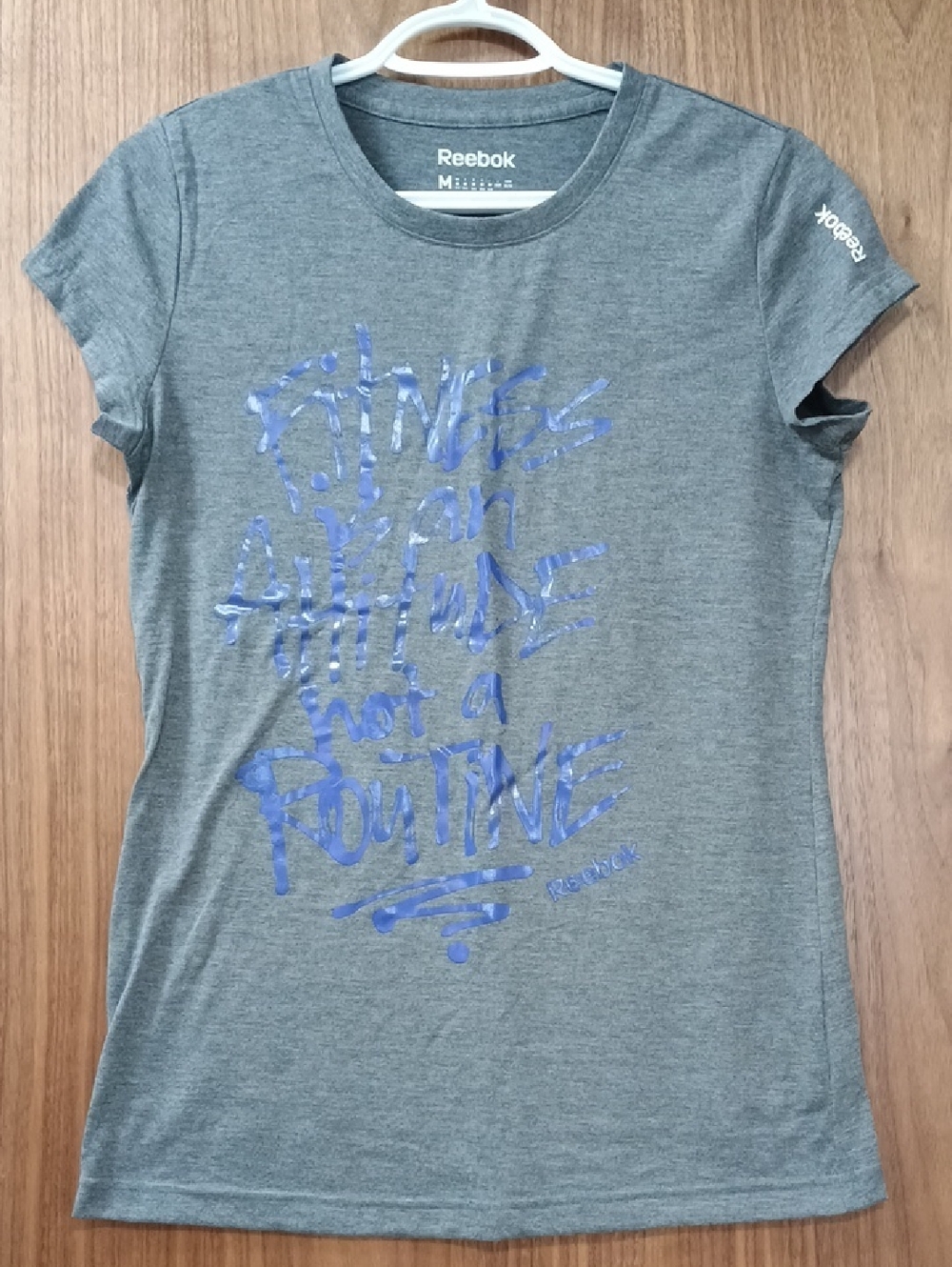 3/$15Reebok Active T Shirt M